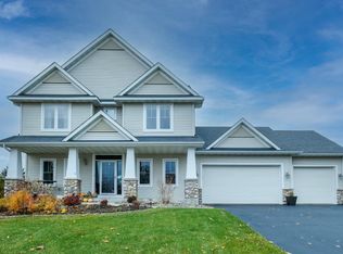 9633 Dunes Ave, Cottage Grove, MN 55016