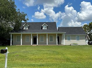 2 Skylark Ct, Tifton, GA 31793