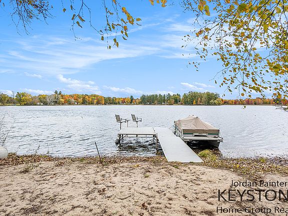 5th image of 3350 Basswood Dr