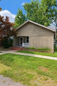 211 E Beach St, Litchfield, IL, 62056
