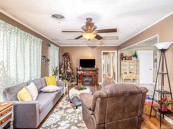 4th image of 1005 Ann St