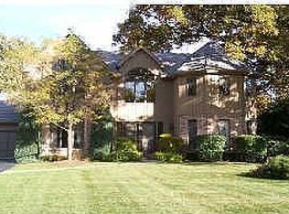 507 Apache Trl, Lake Villa, IL