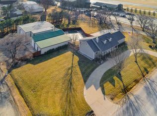 14725 S 30th St, Benton, KS 67017