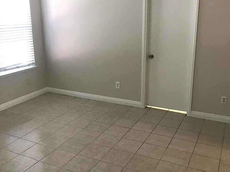 44138 Kirkland Ave — Photo 20