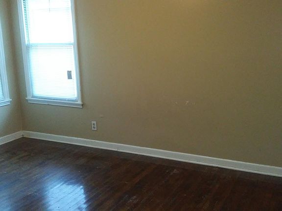 3rd image of 314 Whitehall Dr