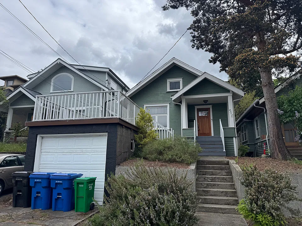 4310 5th Ave NW