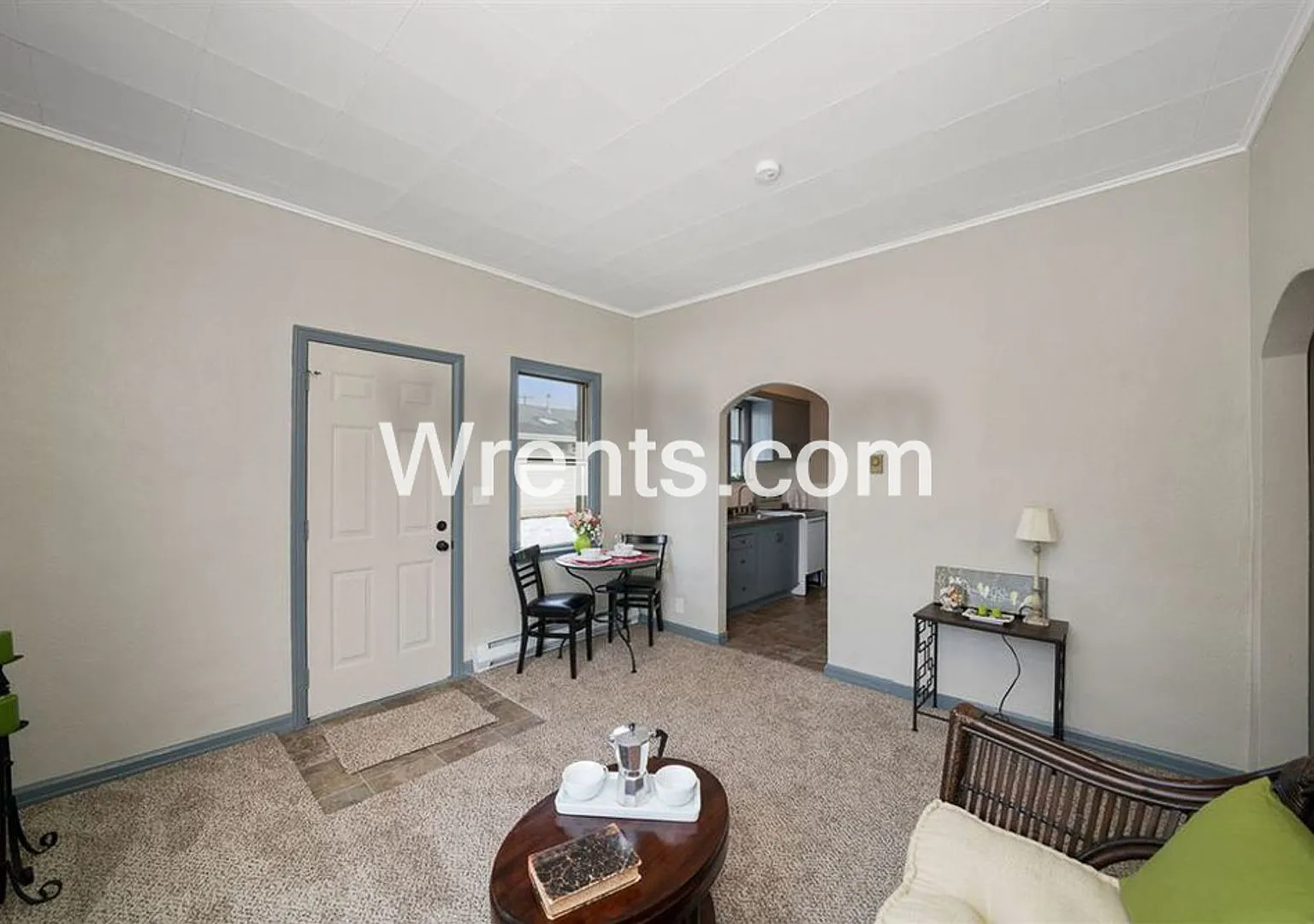 1712 E. Sanson — Photo 4