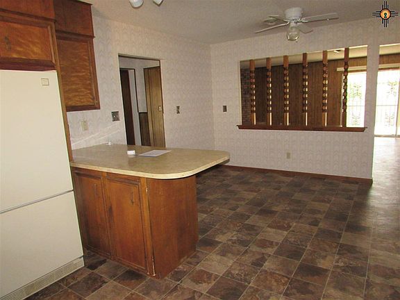 5th image of 421 W Cochiti Ave