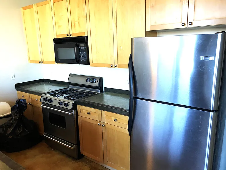 81 Langton St #8 — Photo 10