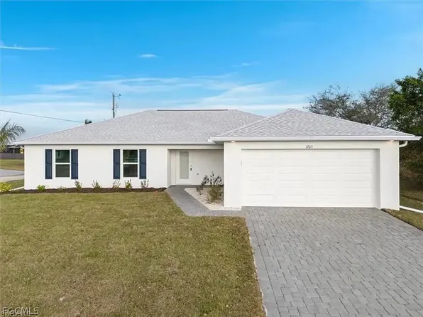 1618 NW 5th Pl, Cape Coral, FL 33993