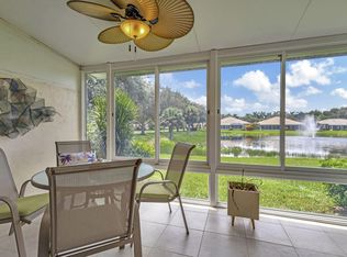 9852 Crescent View Dr S, Boynton Beach, FL 33437
