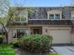 19W045 Avenue Barbizon, Oak Brook, IL 60523