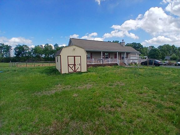 3rd image of 34529 Parker Rd