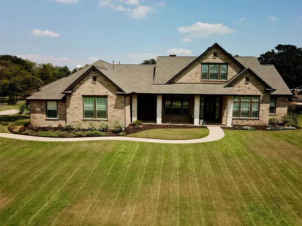 310 E Carruth Ln, Double Oak, TX 75077