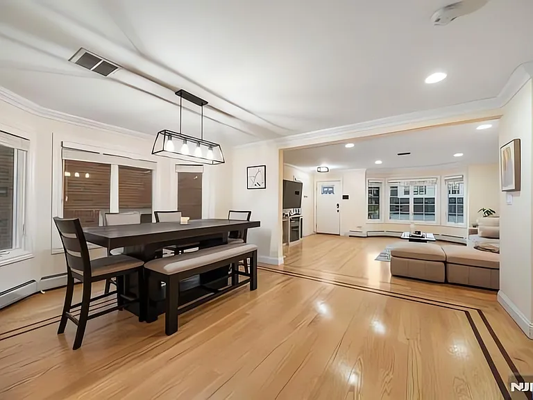 220B Glen Ave #B — Photo 6