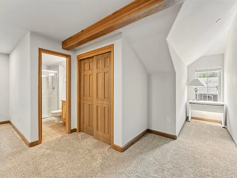 720 Lakepoint Dr — Photo 23