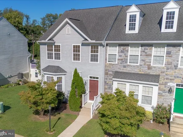 10320 Bridle Ct, Hagerstown, MD 21740