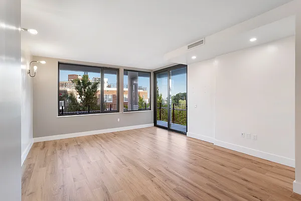 Rented by Safdie Realty Group | media 50