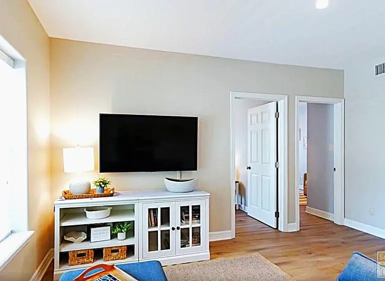 120 E Sunset Dr — Photo 45