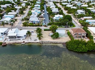 38 W Indies Dr, Summerland Key, FL 33042