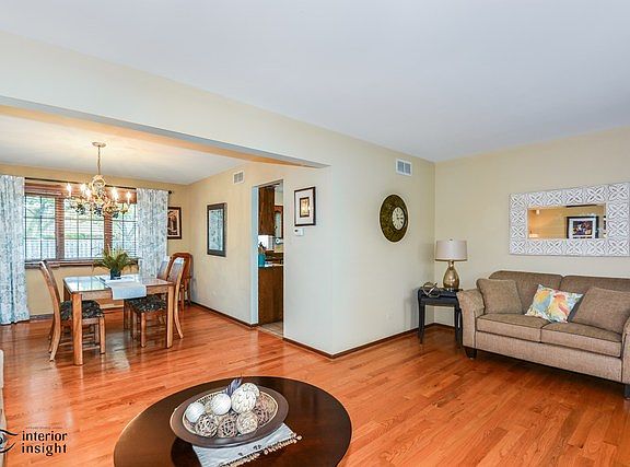 4th image of 9116 Kensington Way