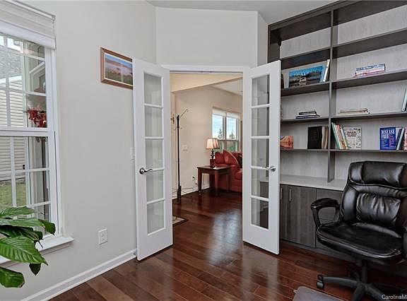 4th image of 23168 Whimbrel Cir