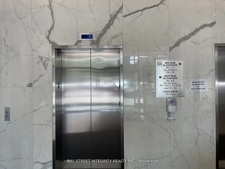 251 Jarvis St #4202 — Photo 16