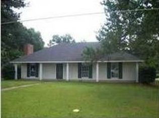 104 Lake Dockery Dr, Byram, MS 39272