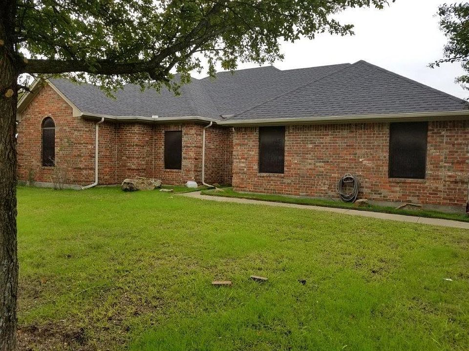 1st image of 703 Rock Hill Dr