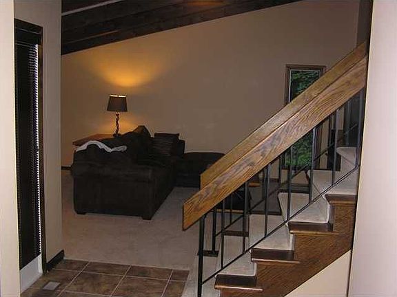 2nd image of 1204 Wildflower Dr