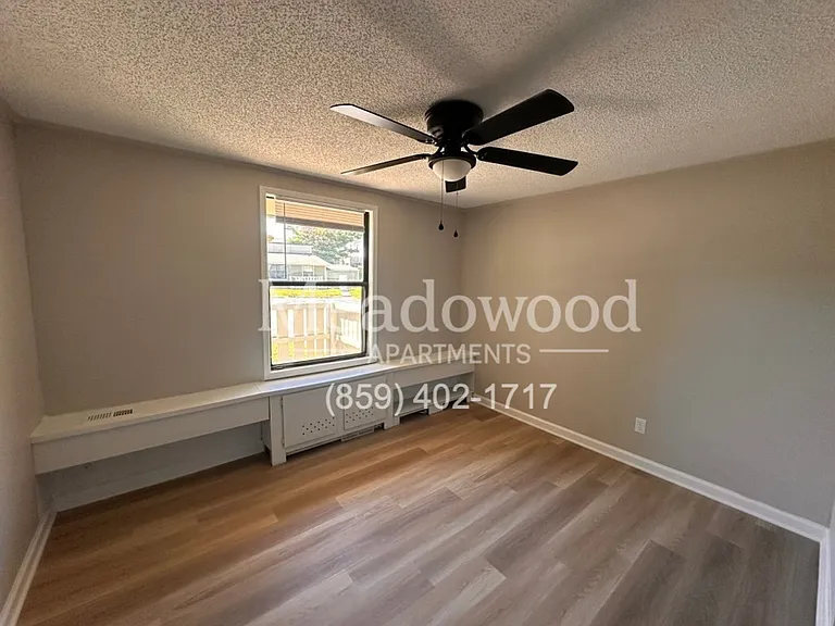 Meadowood Apartments — Photo 35