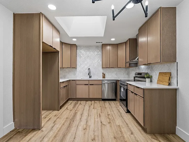 9255 Crimnson Ct — Photo 15