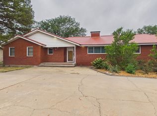 123 Amherst Ave, Dumas, TX 79029