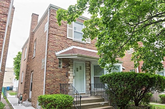 1st image of 2605 W Balmoral Ave