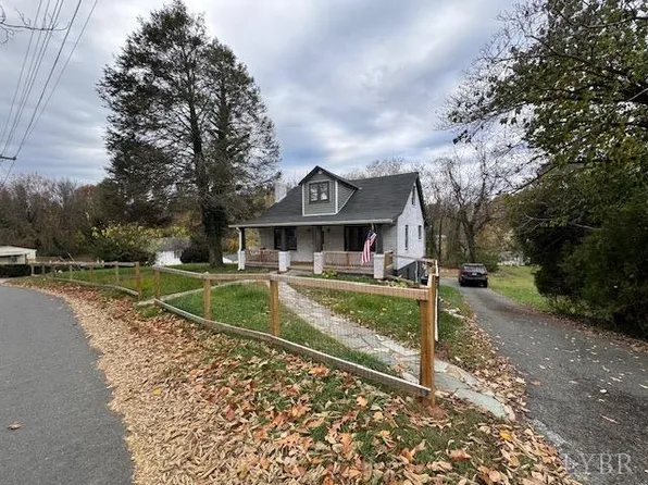 210 Depot St, Amherst, VA 24521