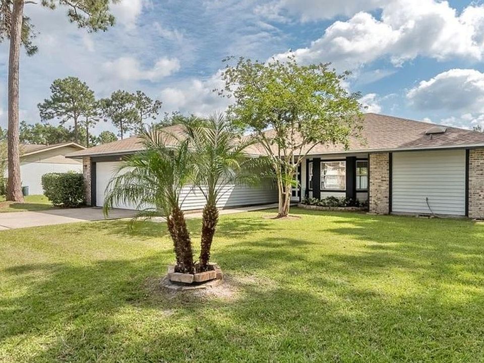 1st image of 31 Frenora Ln