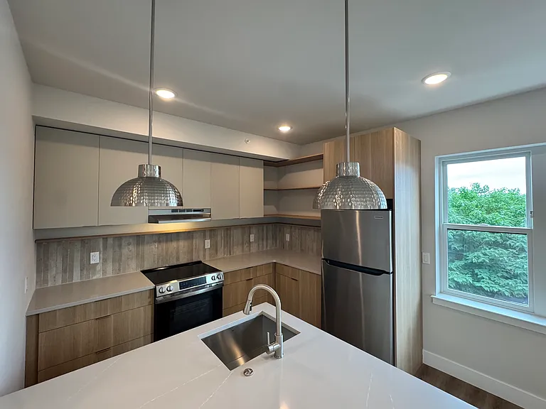 5222-24 Chester Ave #15 — Photo 23