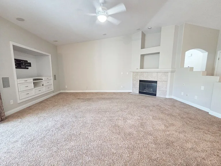 6029 Cocktail Dr — Photo 3