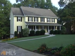 3905 Riverbank Dr, Lilburn, GA 30047