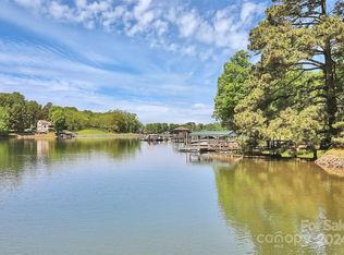 296 Southfork Rd, Mooresville, NC 28117
