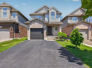 1185 Sandbar St, London, ON N6G 0G6