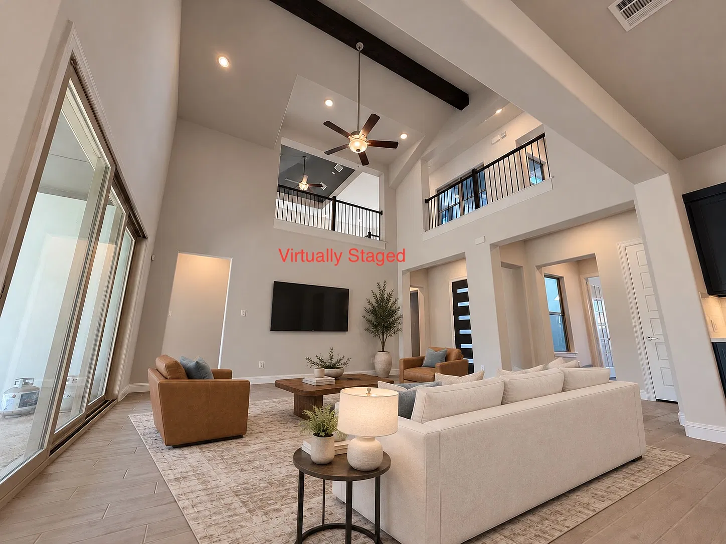 4 bed, 4168 sqft, $5,200 — Photo 3