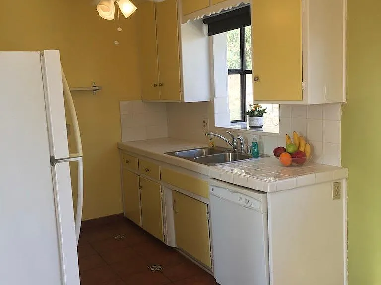 8006 Culowee St — Photo 3