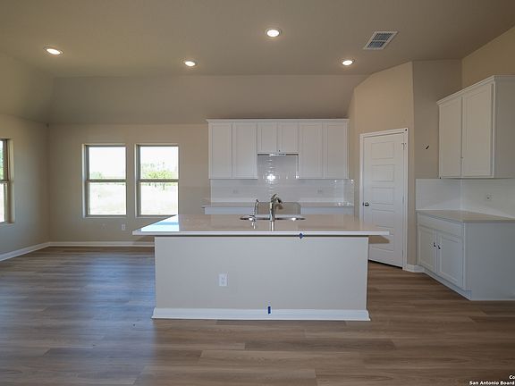 2nd image of 153 Cheyenne Drive