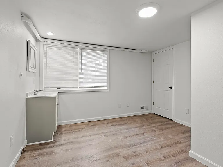 8011 University Ave — Photo 5