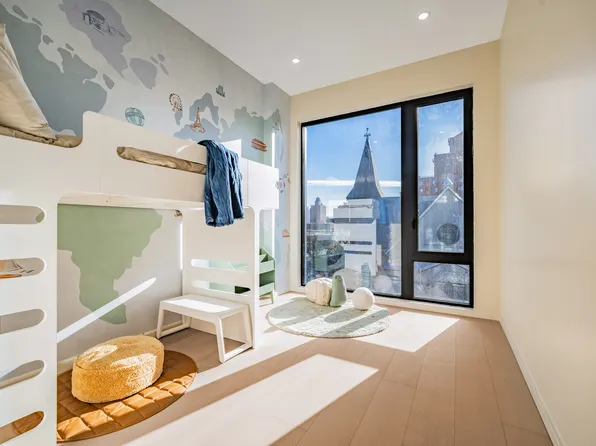 31-16 21st Street image 5 of 9