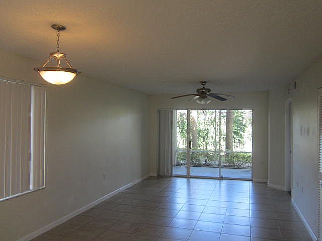 1st image of 14101 Glenmoor Dr