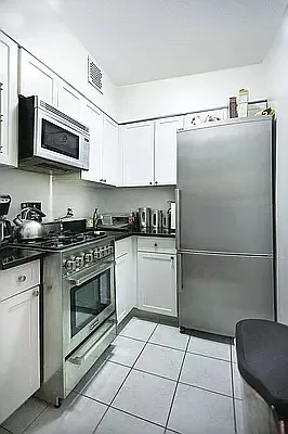 Rented by AZ REALTY NYC LLC | media 1