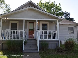 16 Trenton Ave, Manasquan, NJ 08736