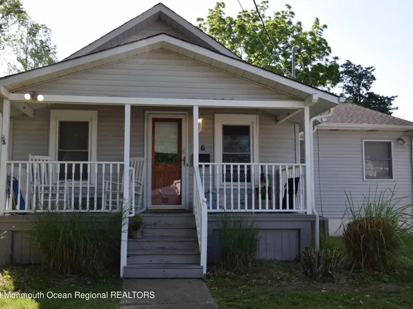 16 Trenton Avenue, Manasquan, NJ 08736